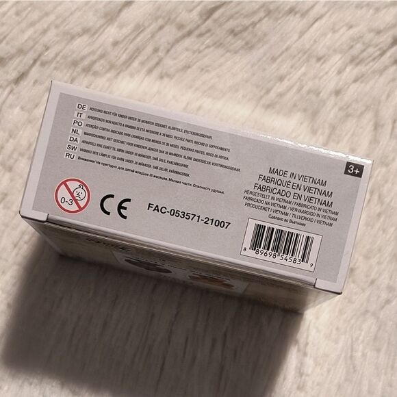 Funko Pocket Pop Disney Winnie the Pooh & Eeyore Vinyl Keychain Set - Picture 6 of 6